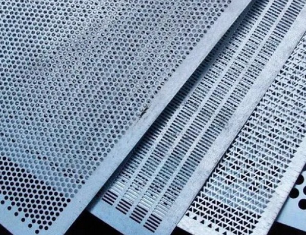 Лист перфорированный нержавеющий SEv AISI 304 10 мм ТУ 25.11.23-002-23083253-2017 фото