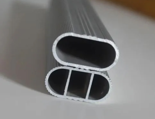 Профиль алюминиевый прессованный овальный Д1 15х8х1,5 мм ГОСТ 18591-91 фото